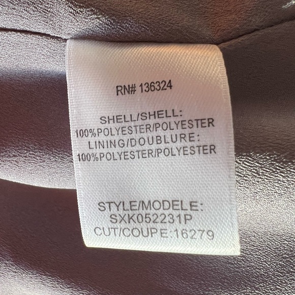 Beautiful Halston Heritage Dress - Picture 3 of 14